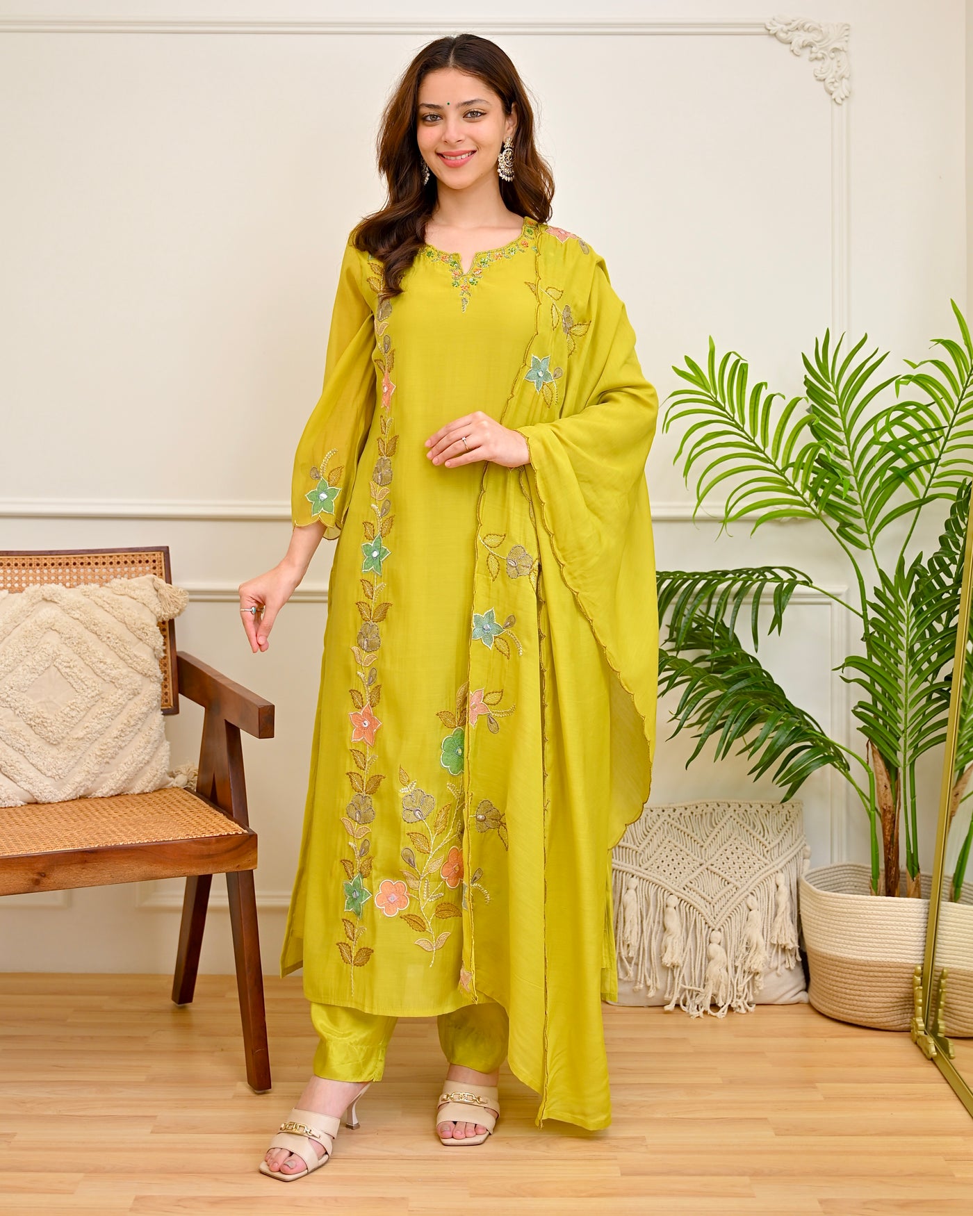 Sunshine Gulrang Mul Chanderi Handwork Suit
