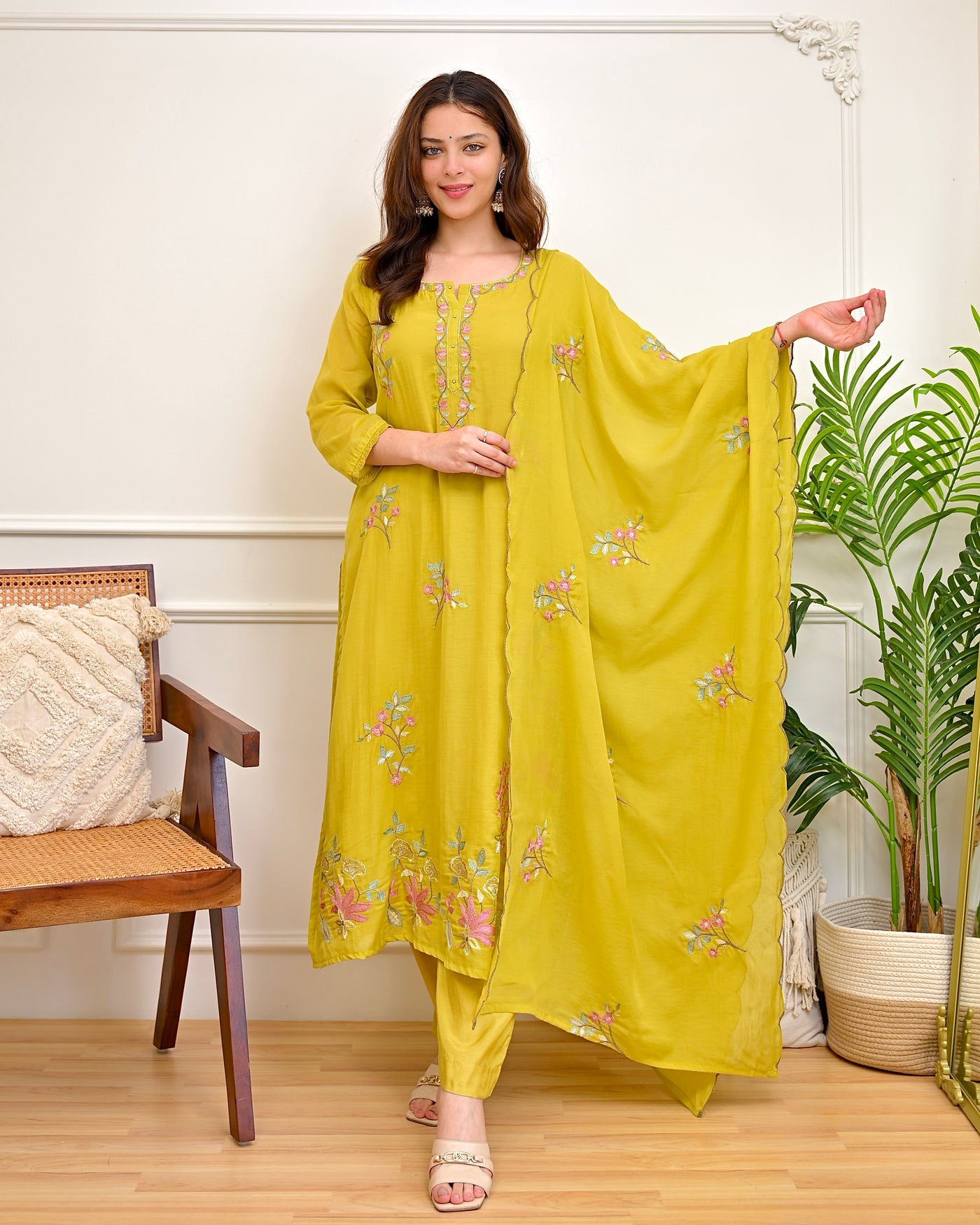 Mustard Muse Mul Chanderi Threadwork Suit