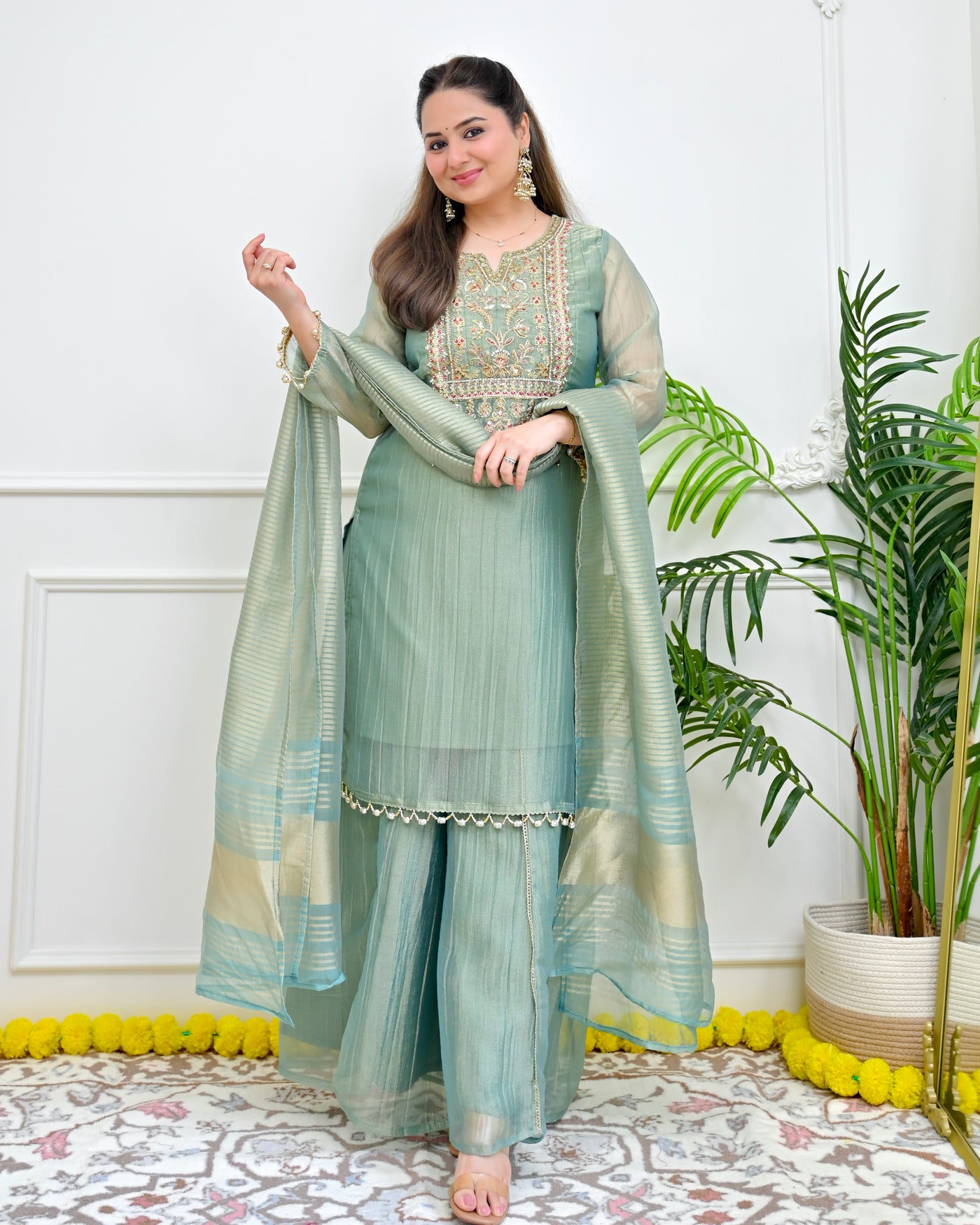 Firoza Mehreen Crush Tissue Festive Suit