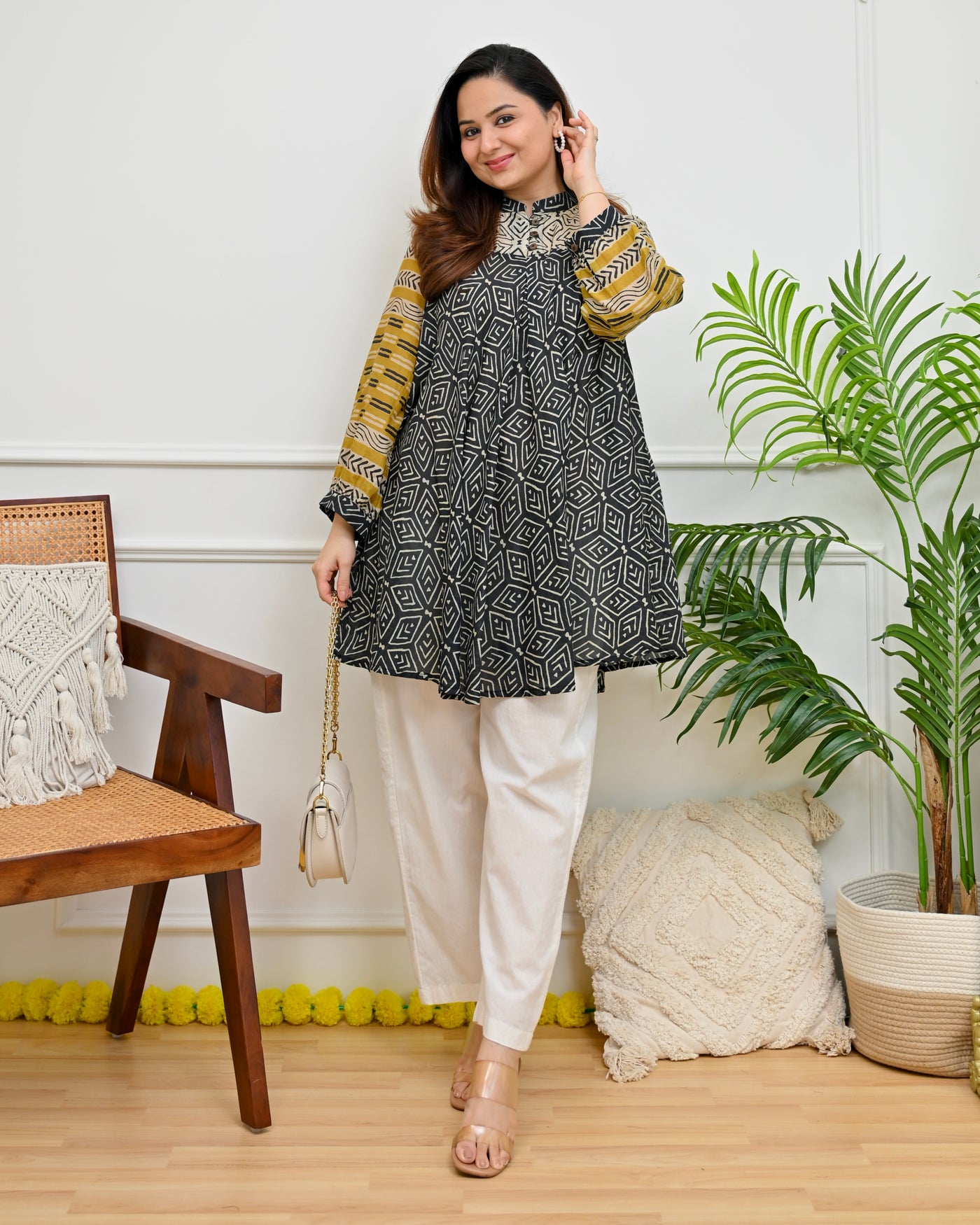 Ivory Black Hexagon Tales Mul Chanderi A Line Tunic