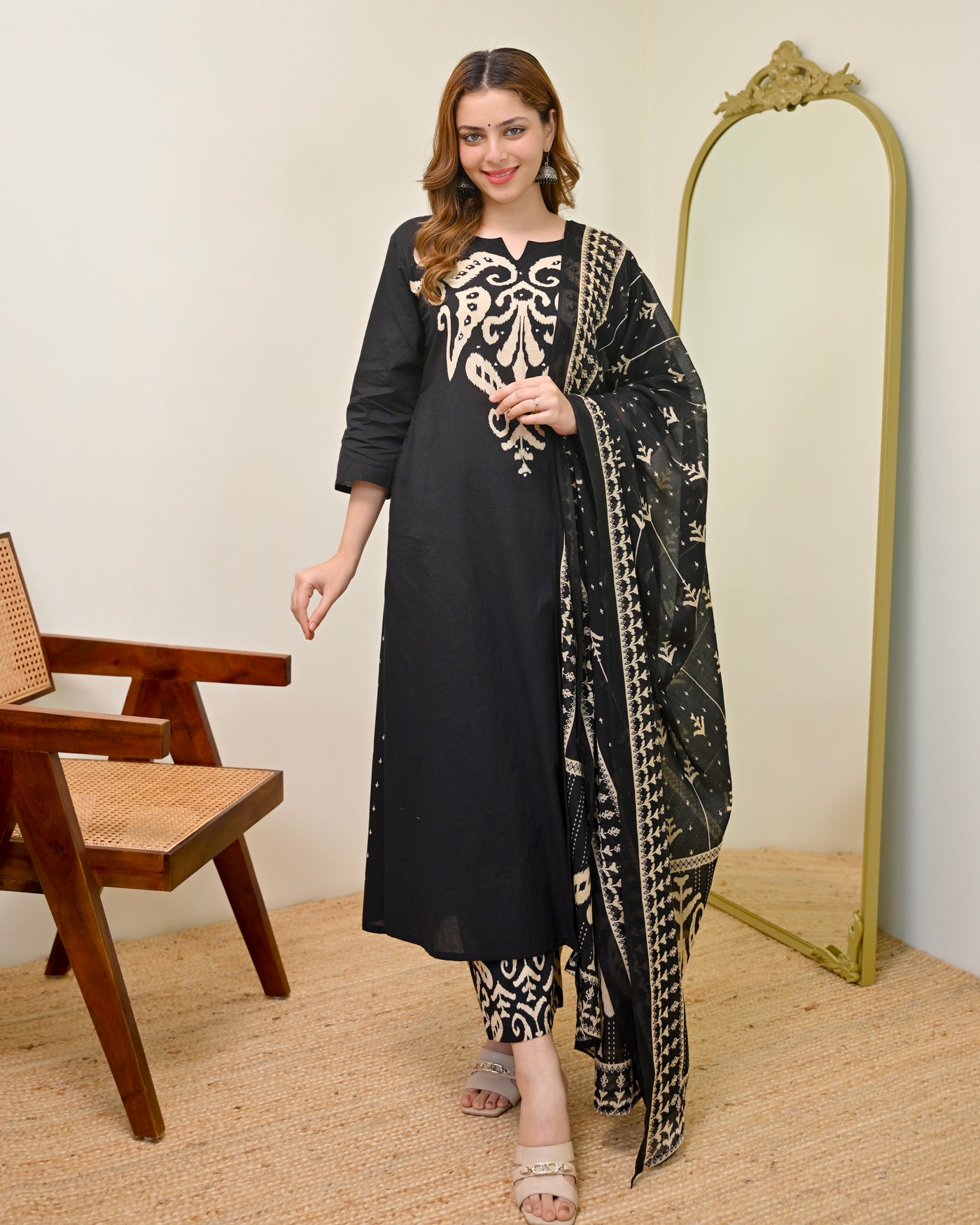 Black Kalamkari Pearl Cotton Suit