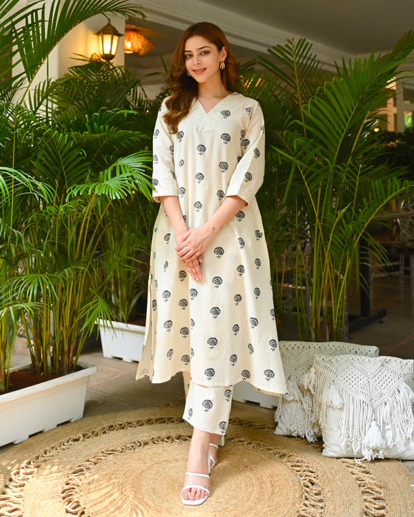 chinese dress ladies Light Ivory Printed Women's Kurta