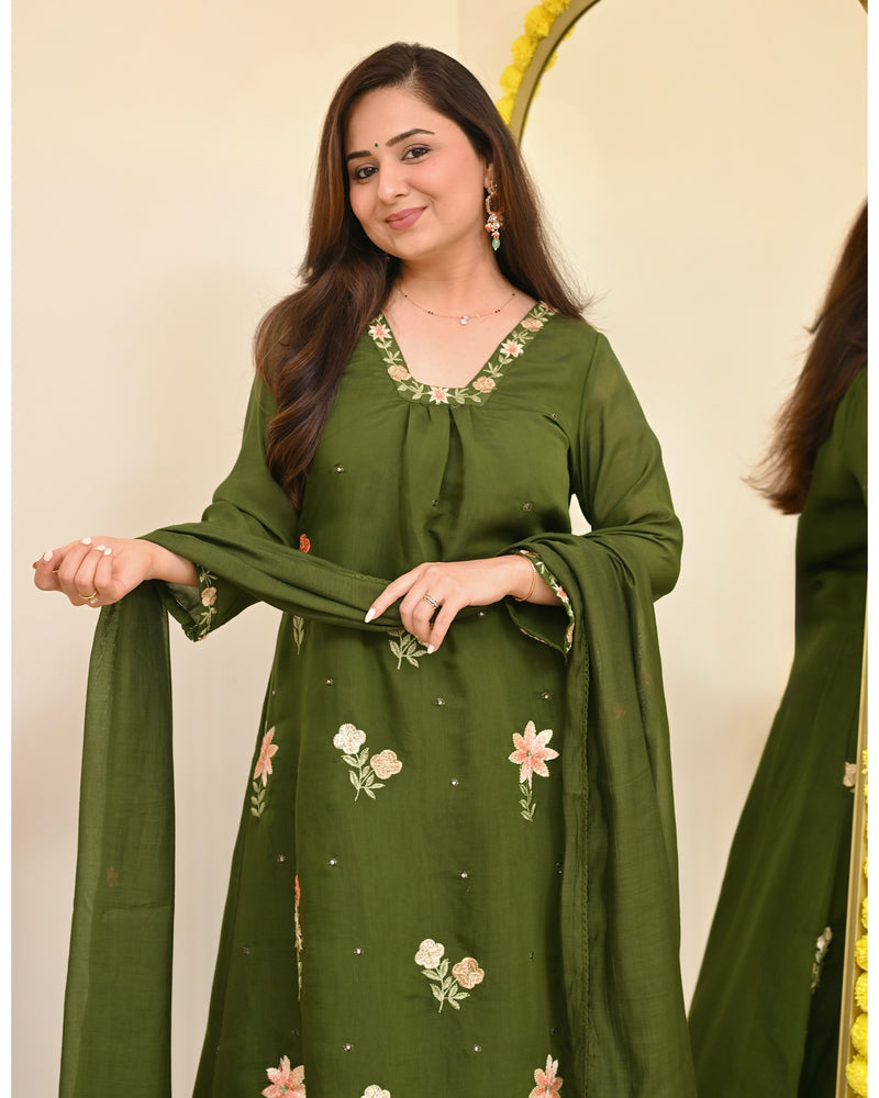 Olive Blossom Threaded Mul Chanderi A Line Suit