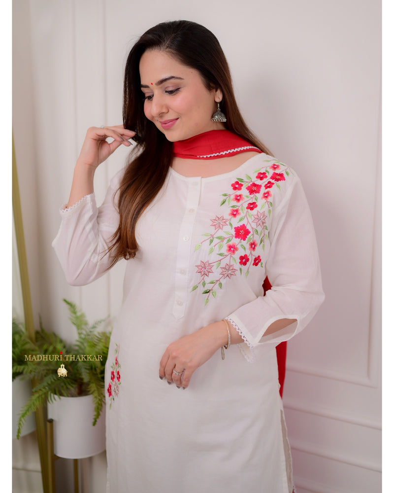 White Red Threadwork Mul Cotton Suit
