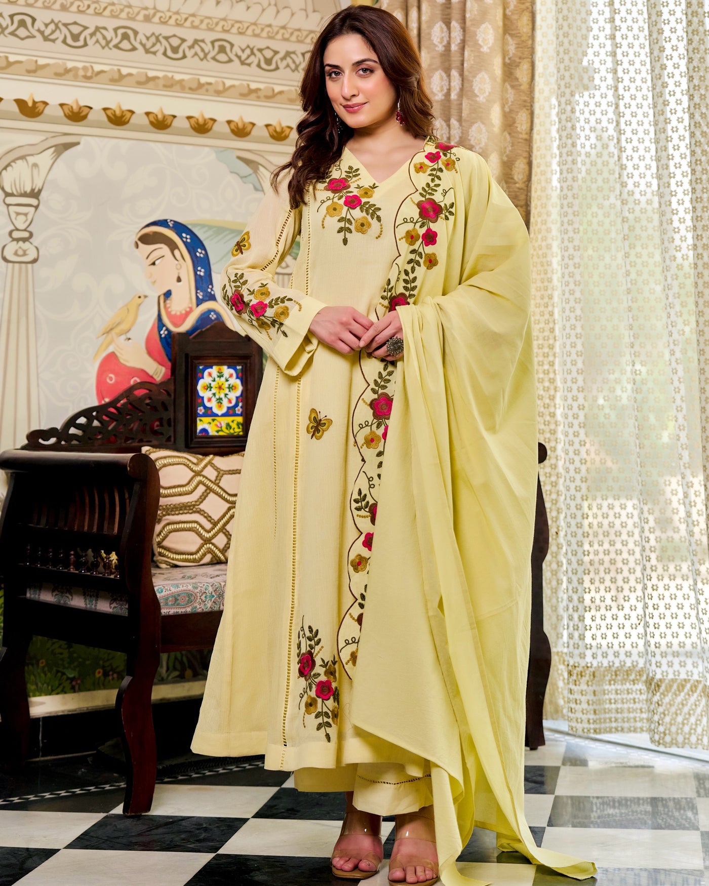 Buttercup Bageecha Applique Cotton A Line Suit