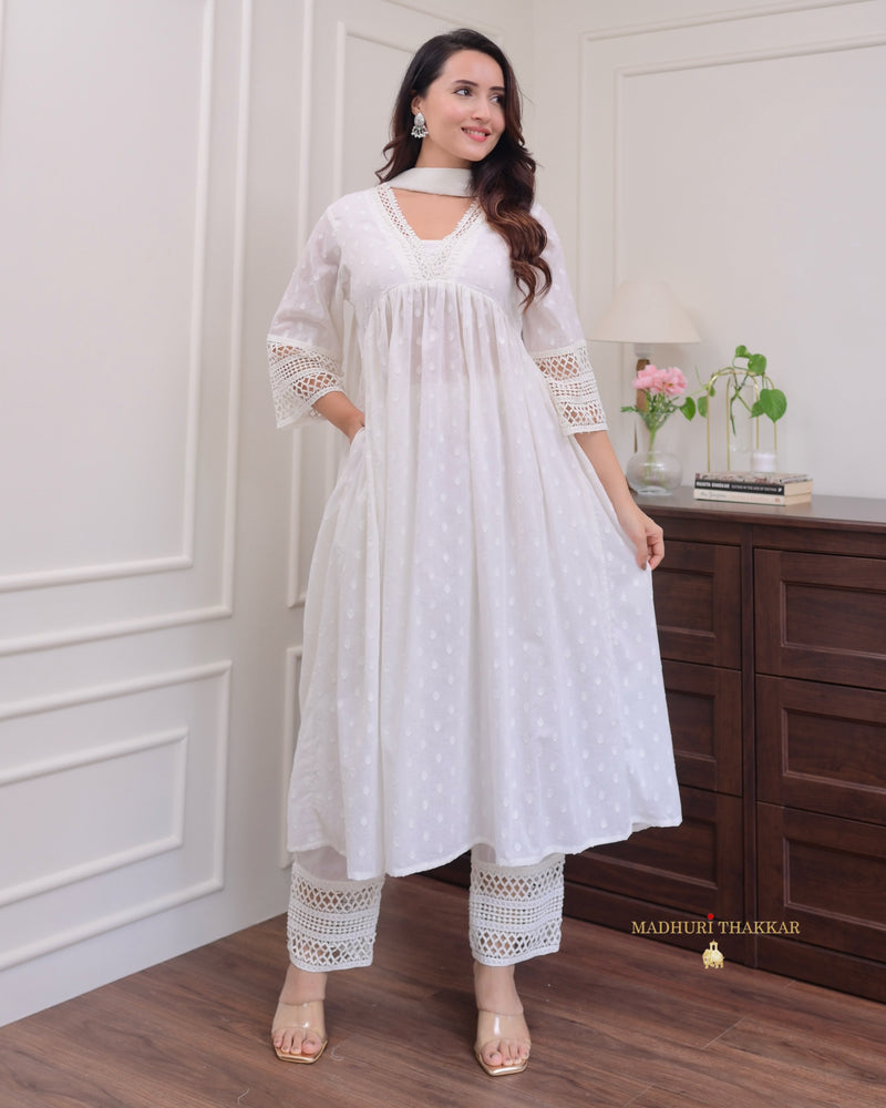 White 3 Piece Pure Mul Cotton Lace A Line Pakistani Suit Set For Women Label Madhuri Thakkar White 3 Piece Pure Mul Cotton Lace A Line Pakistani Suit Set For Women Label Madhuri Thakkar