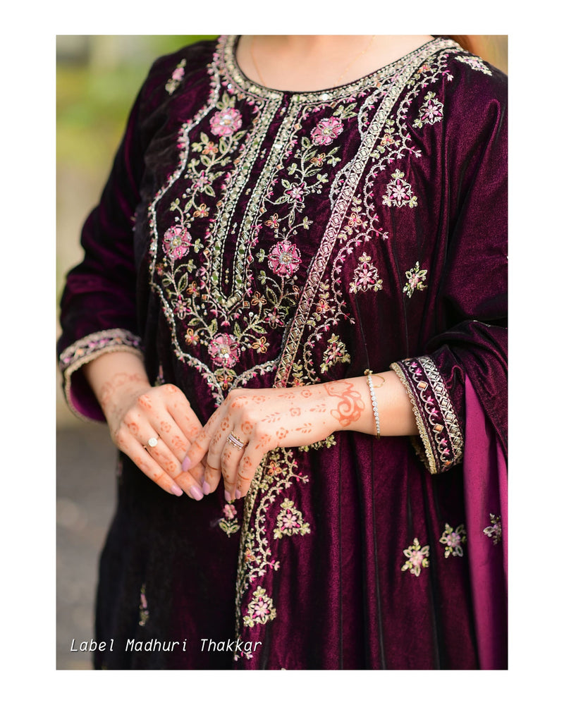 Wine Handwork Velvet Suit
