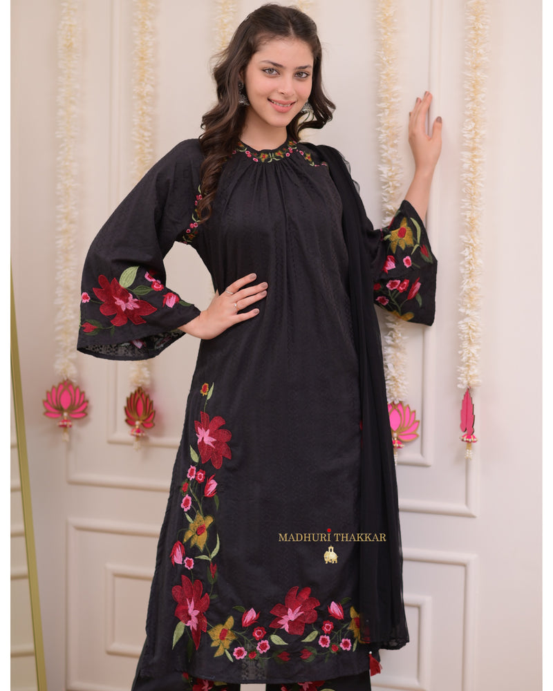 Black 3 Piece Premium Cotton Embroidered Pakistani Suit Set For Women XXXL Black 3 Piece Premium Cotton Embroidered Pakistani Suit Set For Women XXXL