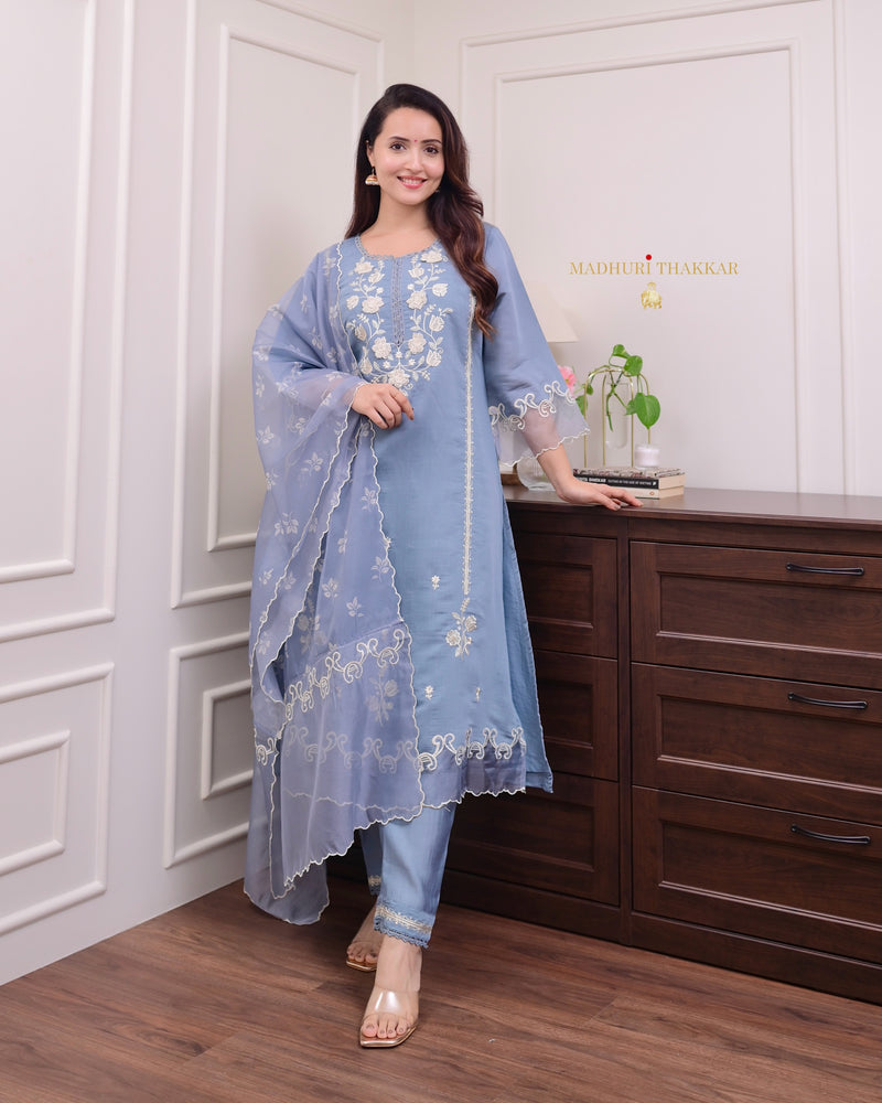 Powder Blue Pakistani Threadwork Suit
