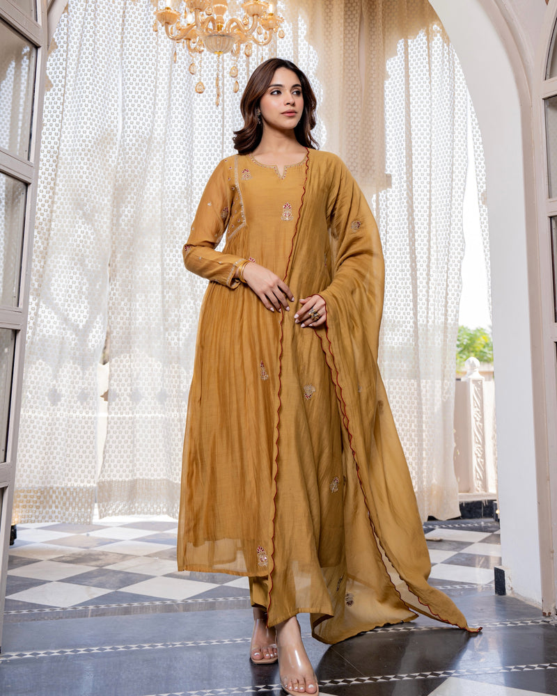 Sunehri Saaz Mul Chanderi A Line Suit