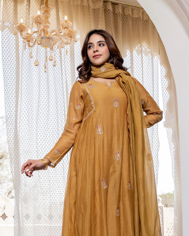Sunehri Saaz Mul Chanderi A Line Suit