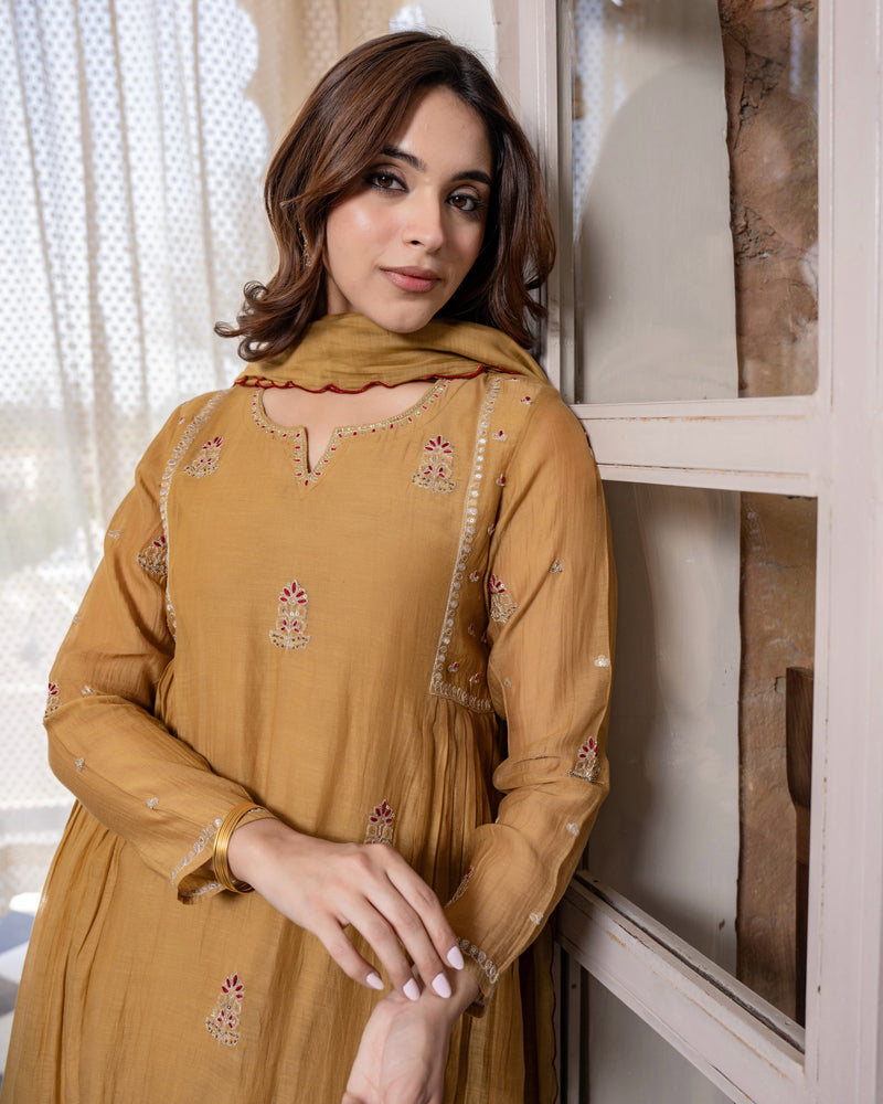 Sunehri Saaz Mul Chanderi A Line Suit