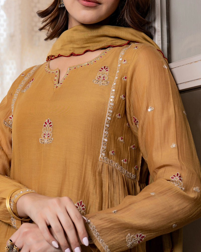 Sunehri Saaz Mul Chanderi A Line Suit