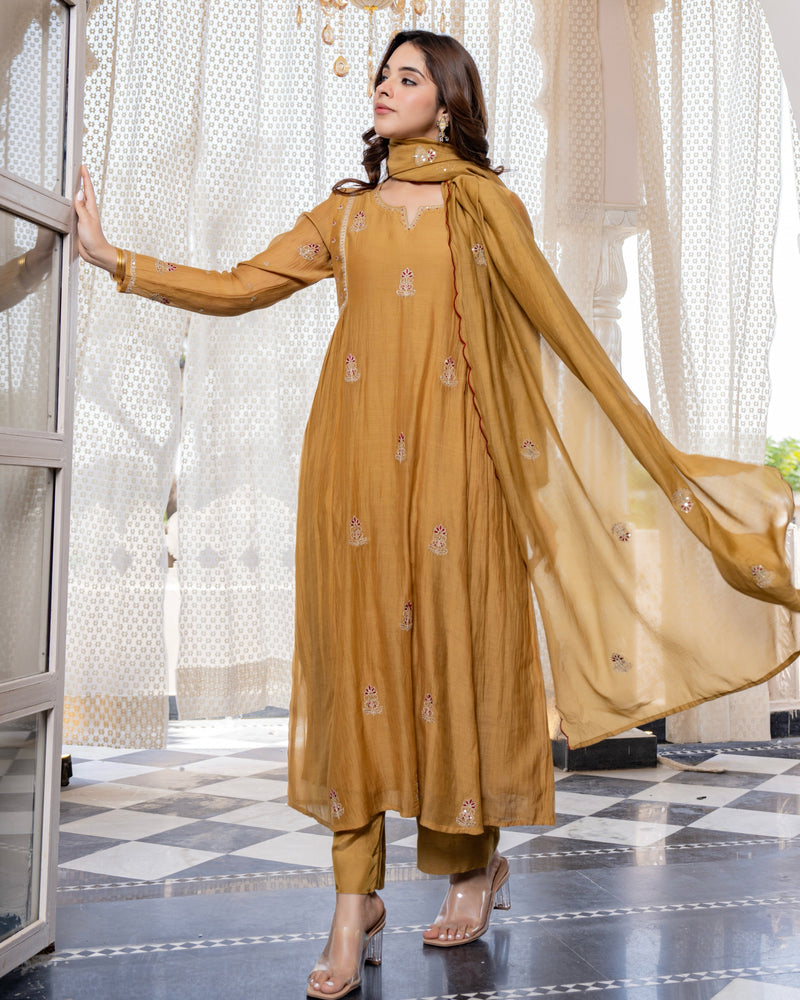 Sunehri Saaz Mul Chanderi A Line Suit