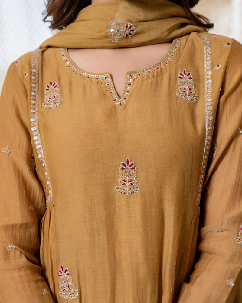 Sunehri Saaz Mul Chanderi A Line Suit