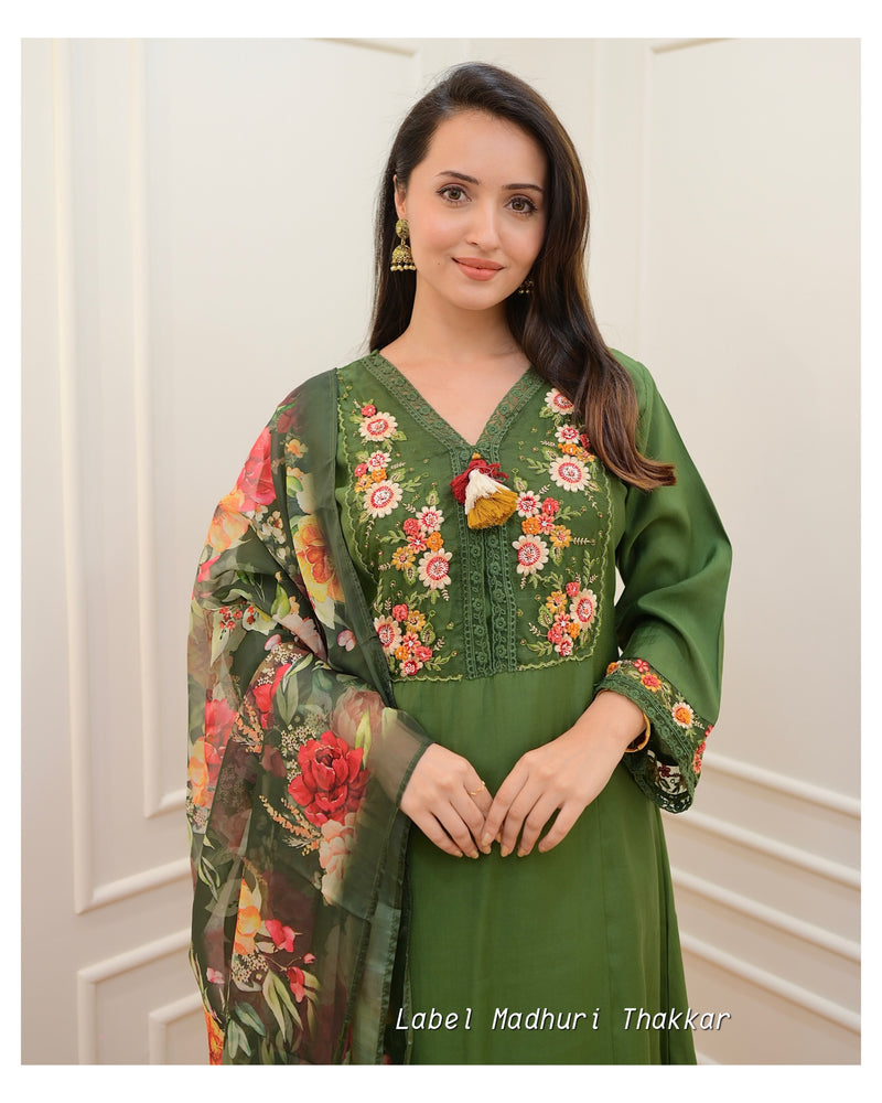 Green Threadwork A Line Silk Suit