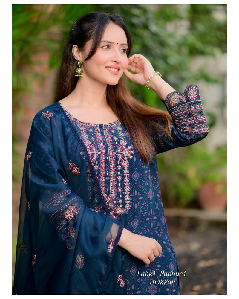 Navy Blue Handwork Crepe Suit