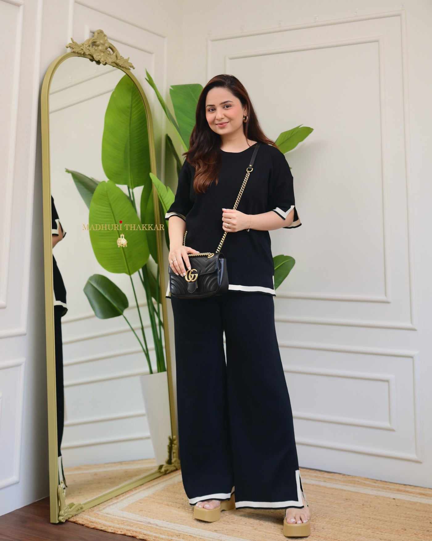 Black Knitted Half Sleeve Airport Trackset