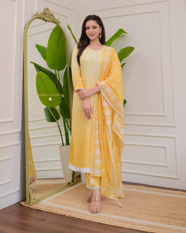 Yellow Ombre Pakistani Handwork Muslin Suit