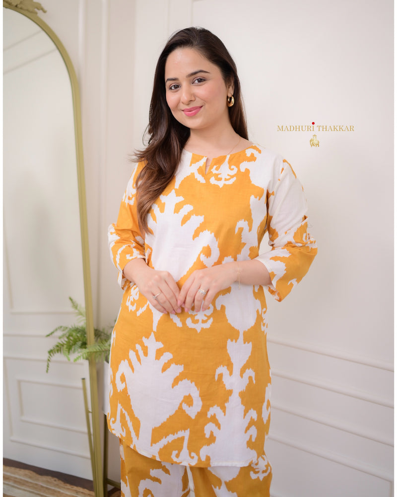 Yellow-White Baroque Cotton Loungewear Set